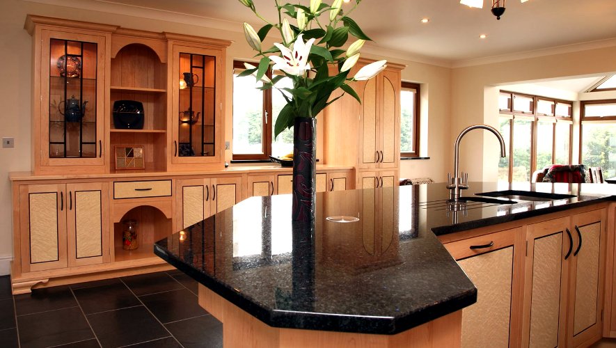 Birdseye Maple and Wenge Kitchen