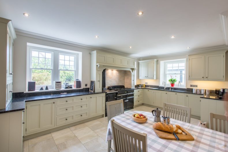 painted-oak-kitchen-guilford-022