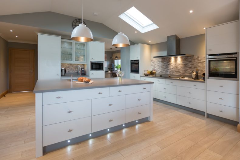 smooth-painted-modern-kitchen-monmouth-117